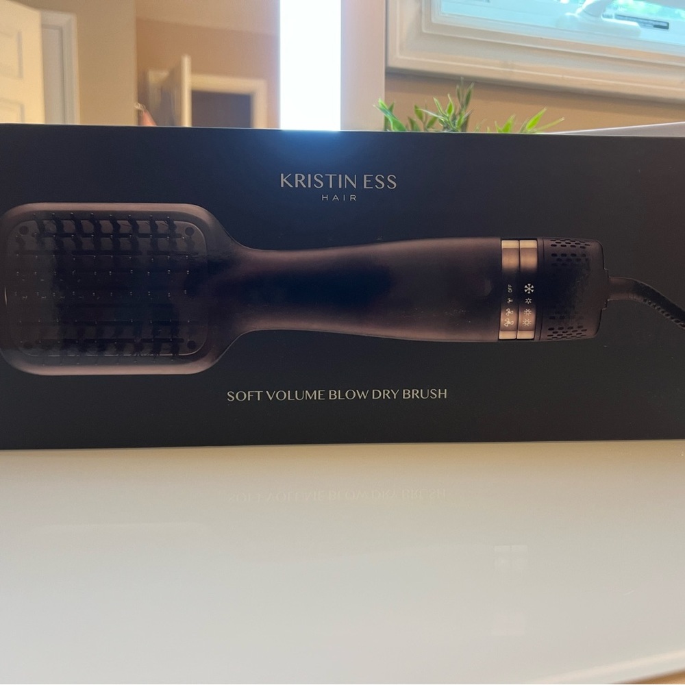 Kristin Ess Soft Volume Blow Dry Brush - Black